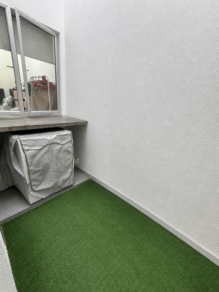 Townhouse for Rent in Dengkil (Selangor) - Ahmad Faiz - Balcony - PropertyGuru.com.my