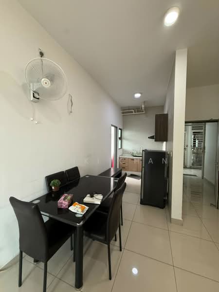 Servis Apartment untuk Dijual di Amaya Maluri - KINKI CHAN - Dining Room - PropertyGuru.com.my