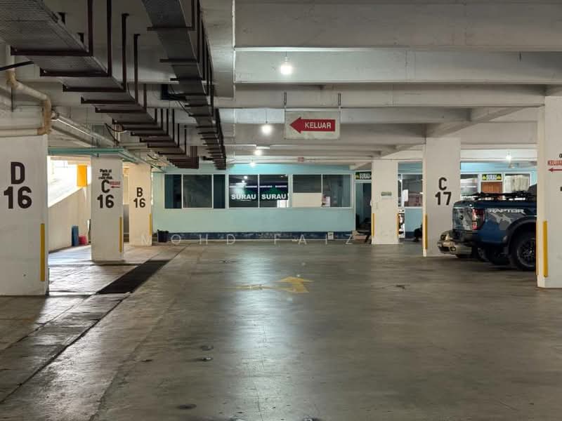 Kedai untuk Dijual di Bandar Baru Bangi (Selangor) - Mohd Faizal - Car Park - PropertyGuru.com.my