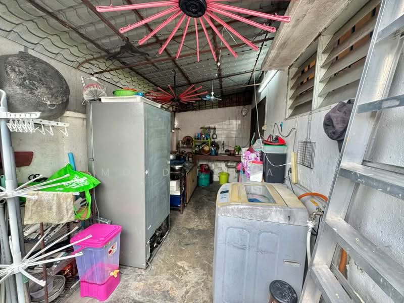Rumah Teres 2 Tingkat untuk Dijual di Kajang (Selangor) - Mohd Faizal - Kitchen - PropertyGuru.com.my