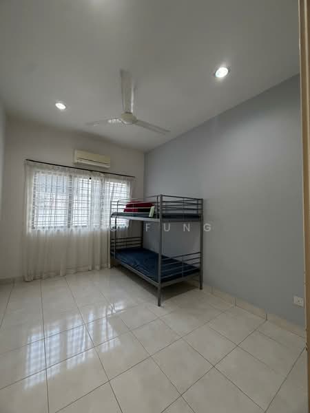 Rumah Teres 2 Tingkat untuk Disewa di Taman Seri Austin (Tebrau) - YC Fung - Bedroom - PropertyGuru.com.my