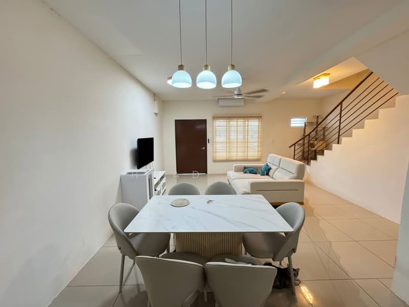 2-storey Terraced House for Rent in Dengkil (Selangor) - Ahmad Faiz - Living Room - PropertyGuru.com.my