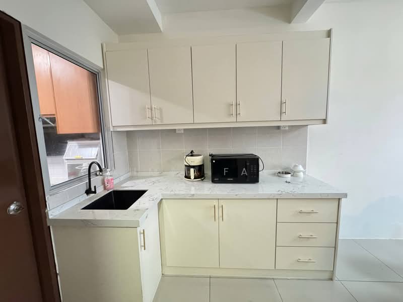 2-storey Terraced House for Rent in Dengkil (Selangor) - Ahmad Faiz - Kitchen - PropertyGuru.com.my