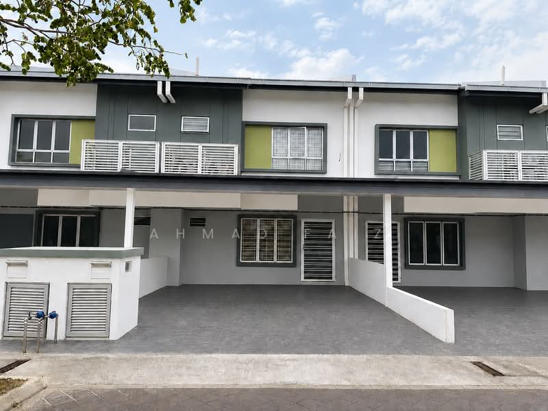 2-storey Terraced House for Rent in Dengkil (Selangor) - Ahmad Faiz - Exterior - PropertyGuru.com.my