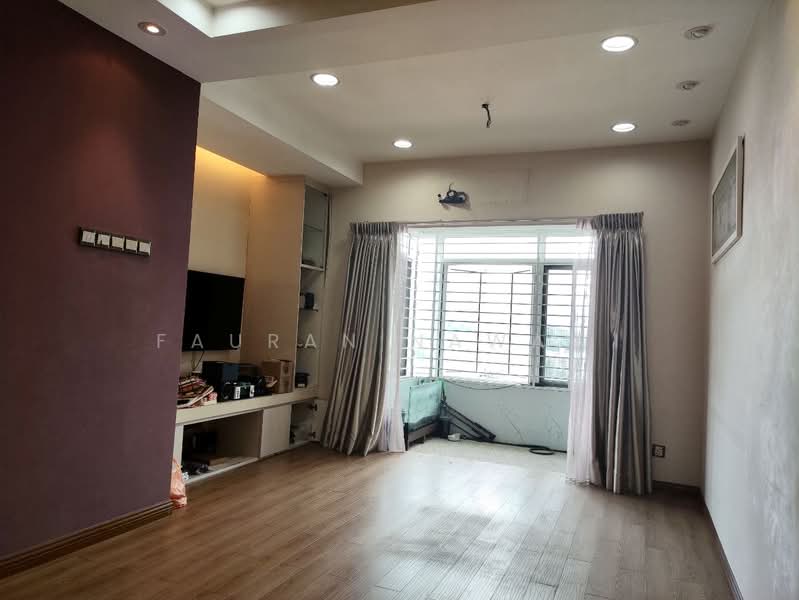 Apartment for Sale at Greenhills Ideal Heights - Fauran Nawawi - Living Room - PropertyGuru.com.my