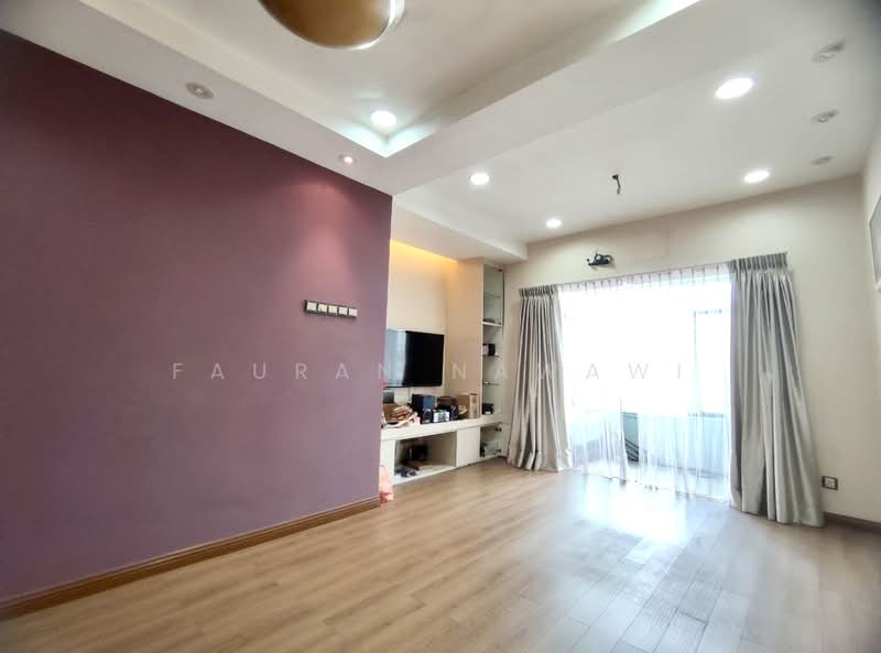 Apartment for Sale at Greenhills Ideal Heights - Fauran Nawawi - Living Room - PropertyGuru.com.my