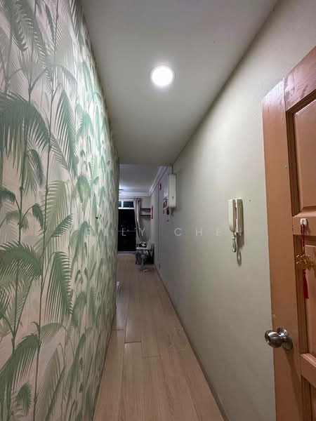 Pangsapuri untuk Disewa di Lake View Suites - Kelly Chen - Corridor - PropertyGuru.com.my
