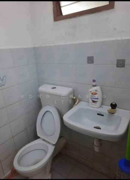 Rumah Flat untuk Disewa di Sri Lanang - Hong Charng Lee - Bathroom - PropertyGuru.com.my