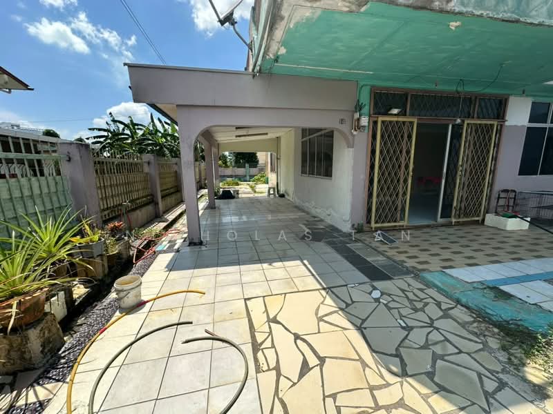 Rumah Teres 2 Tingkat untuk Dijual di Kampung Kenyalang Park (Kuching) - Nicholas Tan - PropertyGuru.com.my