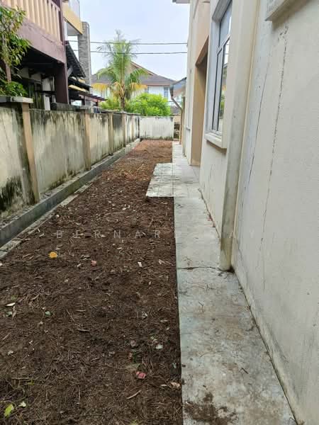 Rumah Berkembar untuk Dijual di Taman Jelok Impian (Kajang) - Bernard Tay - Exterior - PropertyGuru.com.my