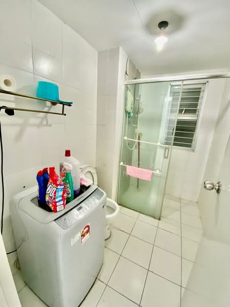 Kondominium untuk Disewa di Casa Tropika - Derrick Yeong - Bathroom - PropertyGuru.com.my