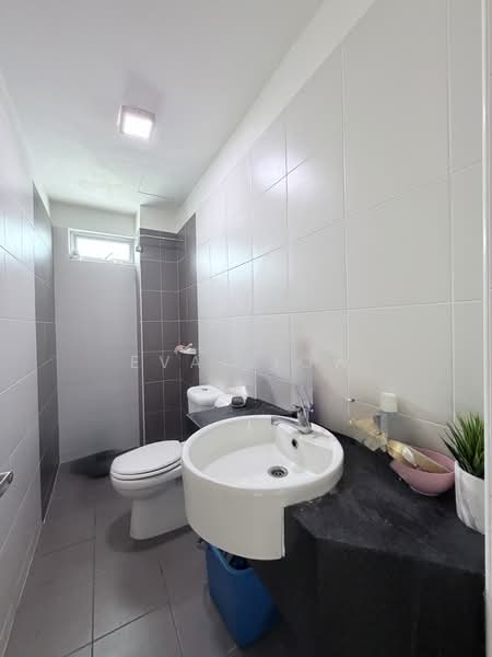 Apartment for Sale at Idaman Residence - Eva Siow - Bathroom - PropertyGuru.com.my