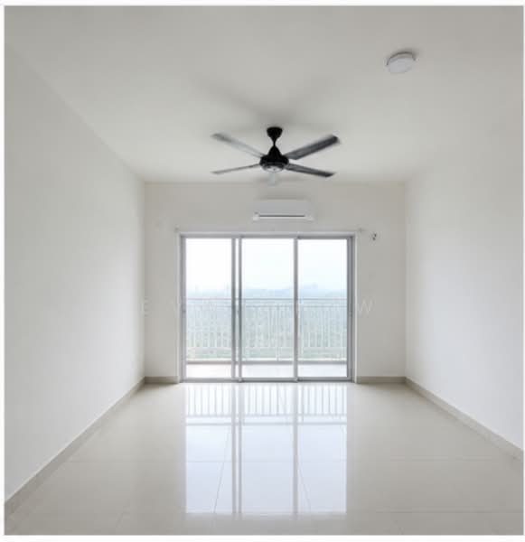 Apartment for Sale at Idaman Residence - Eva Siow - Living Room - PropertyGuru.com.my