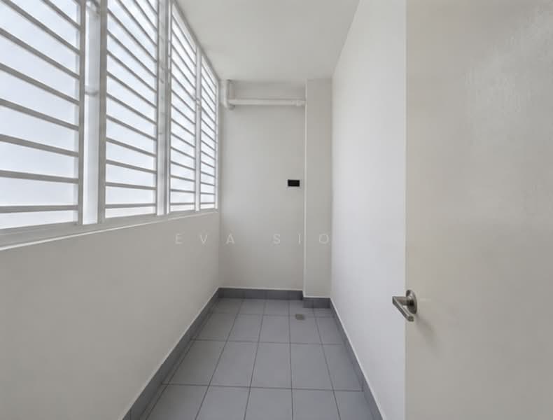 Apartment for Sale at Idaman Residence - Eva Siow - Balcony - PropertyGuru.com.my
