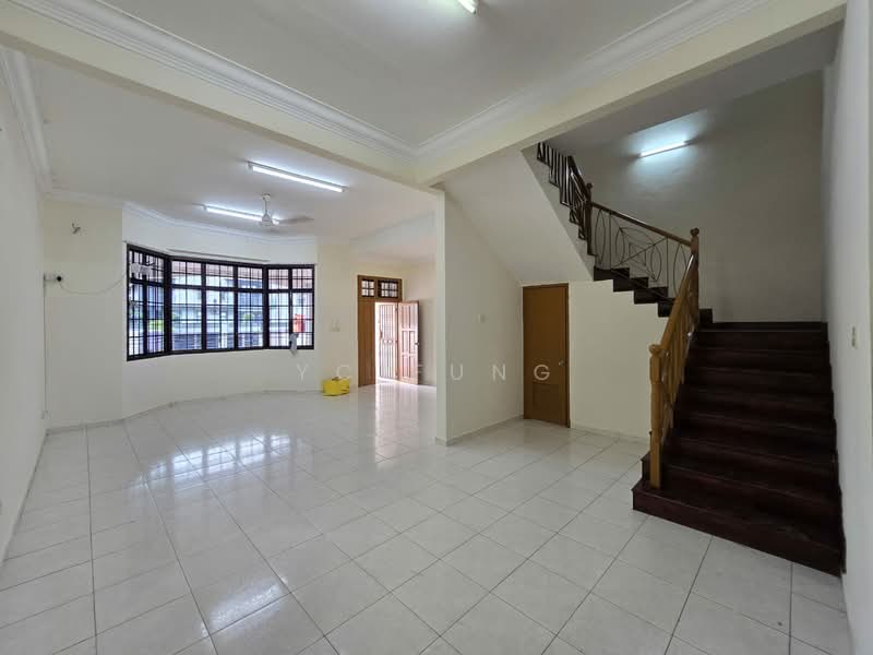 2-storey Terraced House for Rent in Ulu Tiram (Johor) - YC Fung - Living Room - PropertyGuru.com.my