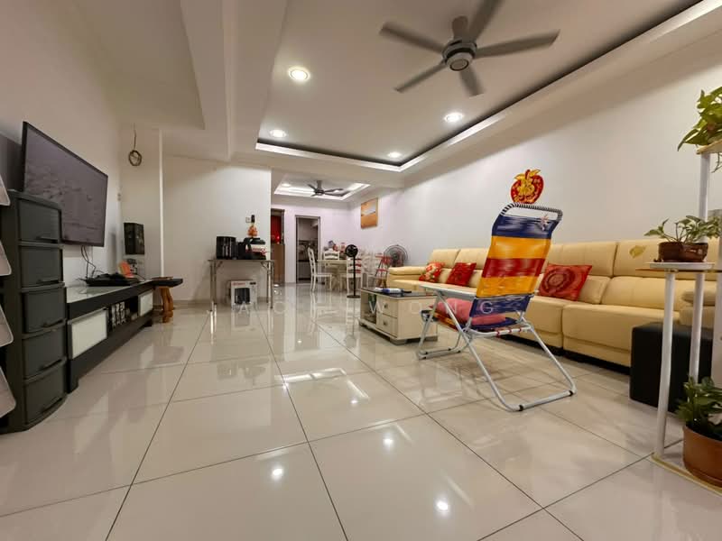 2-storey Terraced House for Sale in Skudai (Johor) - Jack Wong - Living Room - PropertyGuru.com.my