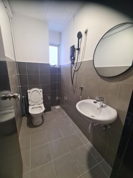 Apartment for Rent at Residensi Akasia Jubilee - Cyyan Tan - Bathroom - PropertyGuru.com.my