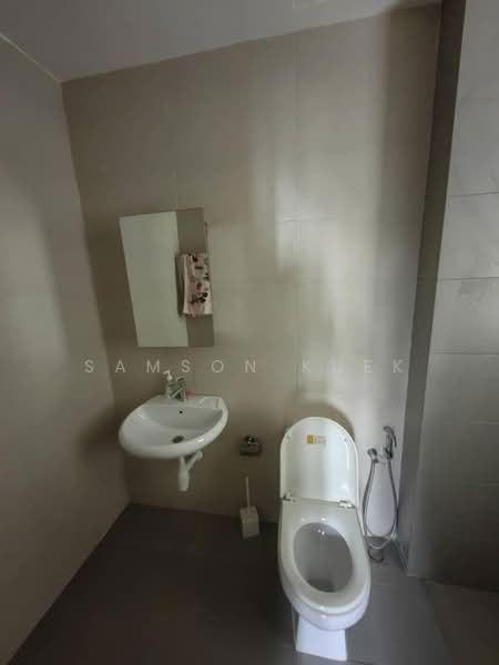 Condominium for Sale at Casa Green Condominium - Samson Kuek - Bathroom - PropertyGuru.com.my