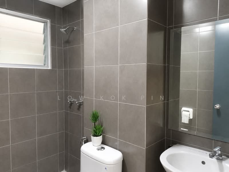 Condominium for Rent at Condominium Akasia Bukit Jalil - Low Kok Pin - Bathroom - PropertyGuru.com.my