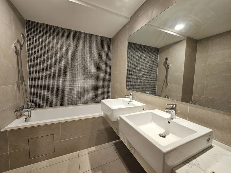Servis Apartment untuk Disewa di Ooak Suites @ Kiara 163 - Cindy Ng - Bathroom - PropertyGuru.com.my
