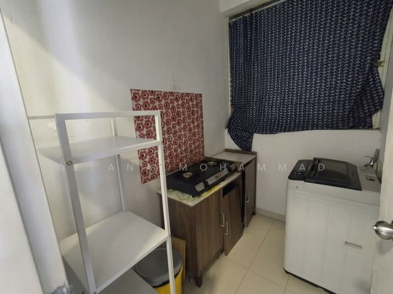 Servis Apartment untuk Disewa di Seasons Garden Residences - Kelana Mohammad - Kitchen - PropertyGuru.com.my