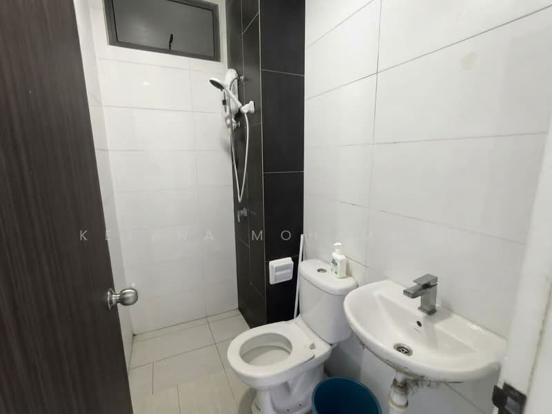 Servis Apartment untuk Disewa di Seasons Garden Residences - Kelana Mohammad - Bathroom - PropertyGuru.com.my