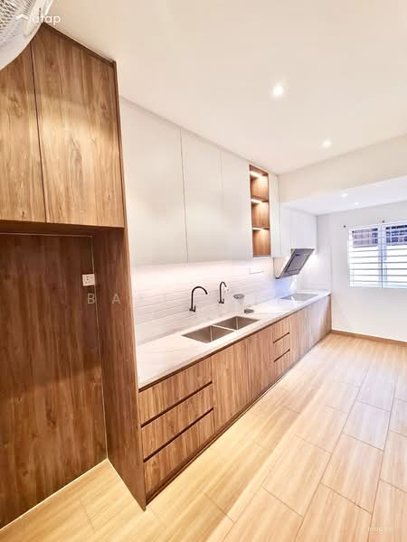 Bungalow for Sale in Bandar Rinching (Semenyih) - Baxter Lim - Kitchen - PropertyGuru.com.my