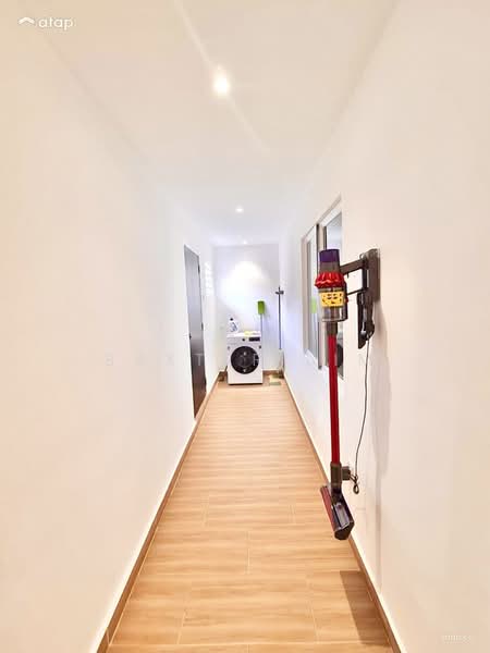 Bungalow for Sale in Bandar Rinching (Semenyih) - Baxter Lim - Corridor - PropertyGuru.com.my