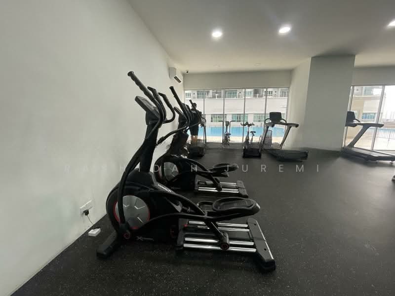 Service Residence for Sale at Serviced Residence @ Razak City Residences (RC Residences) - Rashidah Juremi - Gym - PropertyGuru.com.my