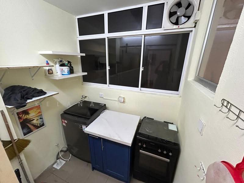 Kondominium untuk Disewa di Platinum Splendor Residence - Kelana Mohammad - Wet kitchen - PropertyGuru.com.my