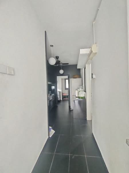 Rumah Banglo untuk Dijual di Kuang (Selangor) - Fahana Rashid - Kitchen - PropertyGuru.com.my