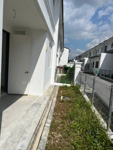 Rumah Teres 2 Tingkat untuk Dijual di Bandar Country Homes (Rawang) - Mandy Liew - Exterior - PropertyGuru.com.my