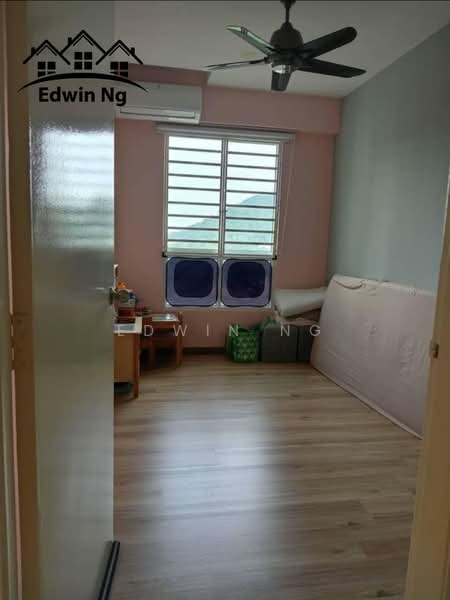 Apartment for Sale at Skyridge Apartment - Edwin Ng - Bedroom - PropertyGuru.com.my