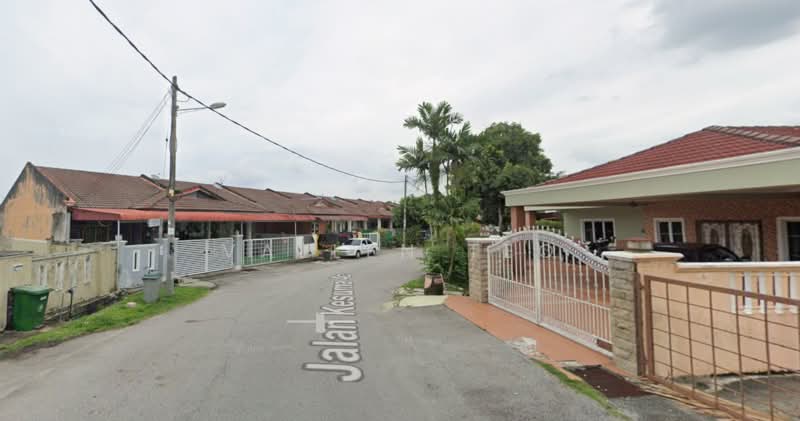 Rumah Teres 1 Tingkat untuk Dijual di Bandar Tasik Kesuma (Beranang) - Vallen Teo - Exterior - PropertyGuru.com.my