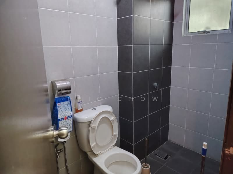 Rumah Teres 3 Tingkat untuk Dijual di Shah Alam (Selangor) - Eric Chow - Bathroom - PropertyGuru.com.my