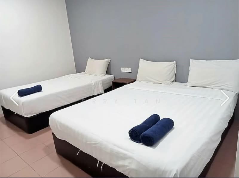 Hotel / Resort for Sale in Taman Ungku Tun Aminah (Skudai) - Terry Tan - Bedroom - PropertyGuru.com.my