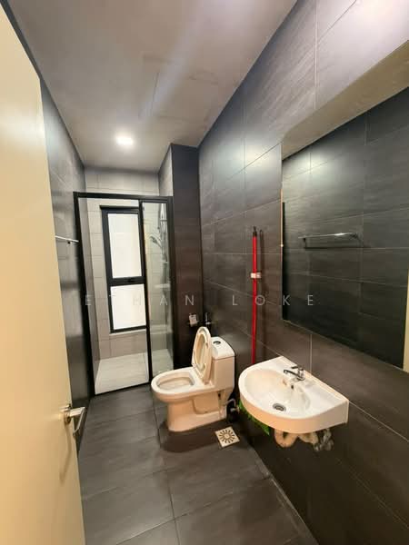 Kondominium untuk Disewa di Amanja - Ethan Loke - Bathroom - PropertyGuru.com.my