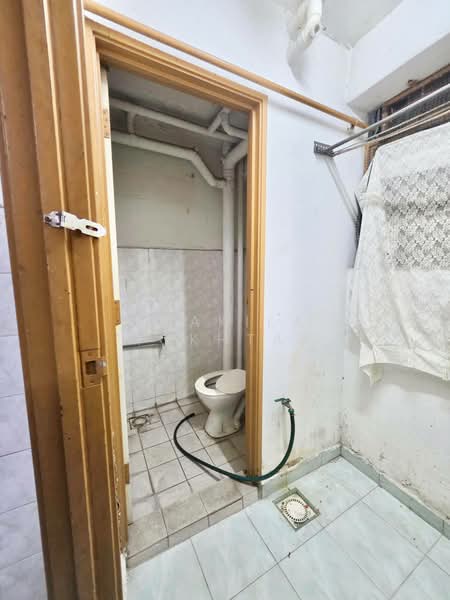 Pangsapuri untuk Dijual di Sri Penara - Syakila Mokhtar - Bathroom - PropertyGuru.com.my