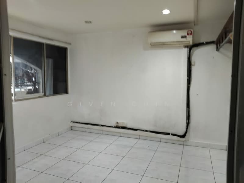 Flat for Rent at Flat Pandan Jaya - Given Chin - Interior - PropertyGuru.com.my
