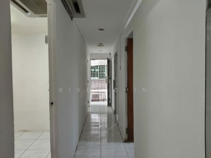 Flat for Rent at Flat Pandan Jaya - Given Chin - Corridor - PropertyGuru.com.my