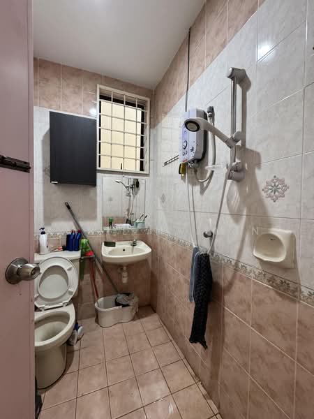 1-storey Terraced House for Sale in Seksyen 4 (Kota Damansara) - Amril Najmin - PropertyGuru.com.my
