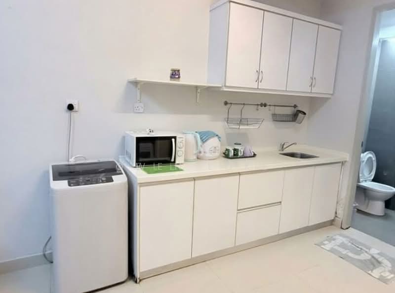 Servis Apartment untuk Disewa di First Subang (SS 15 Courtyard) - Owen Loke - Kitchen - PropertyGuru.com.my