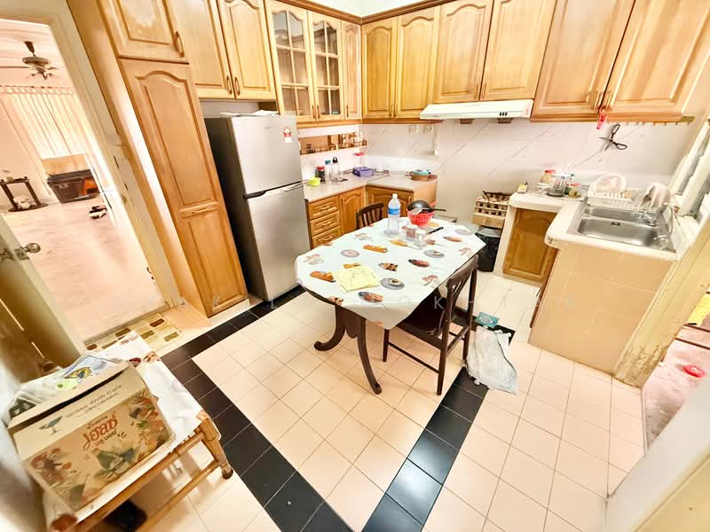 Rumah Teres 2 Tingkat untuk Dijual di Bukit Indah (Ampang) - Syakila Mokhtar - Kitchen - PropertyGuru.com.my