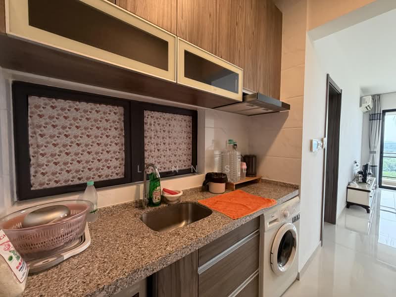 Pangsapuri untuk Dijual di Starview Bay @ Forest City - Lynn SL - Kitchen - PropertyGuru.com.my