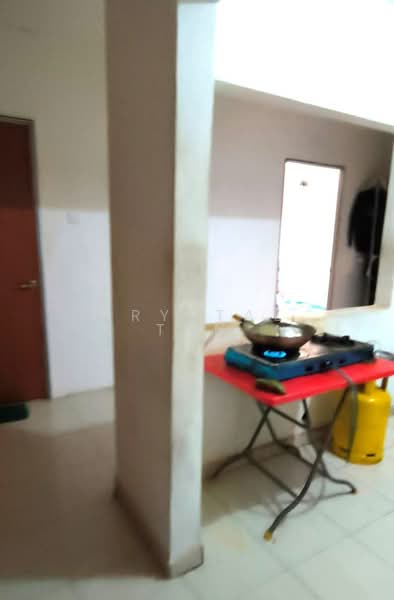 Service Residence for Sale at The Embassy (Bangunan Duta Impian) - Crystal Tan - Interior - PropertyGuru.com.my
