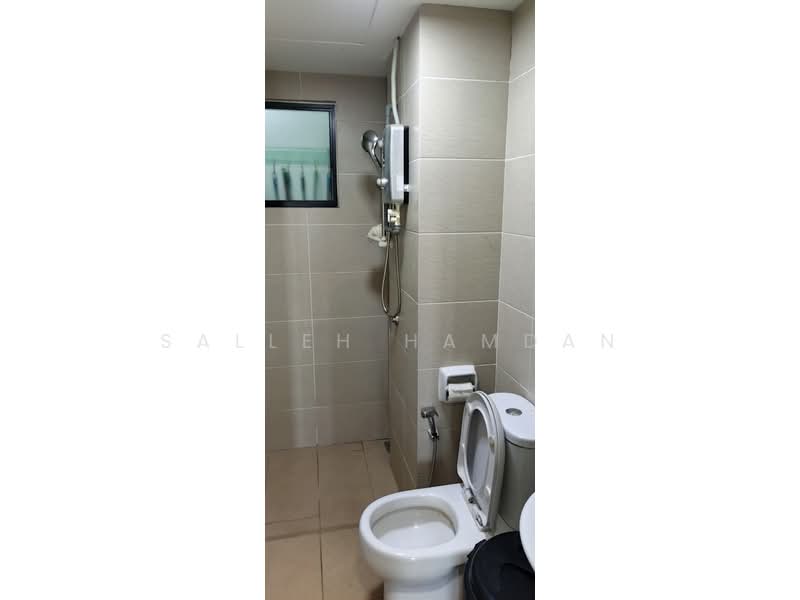 Servis Apartment untuk Disewa di Emira Residence - Salleh Hamdan - Bathroom - PropertyGuru.com.my