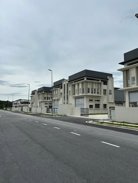 Warehouse for Sale in Rawang (Selangor) - Benjamin Lai - Exterior - PropertyGuru.com.my