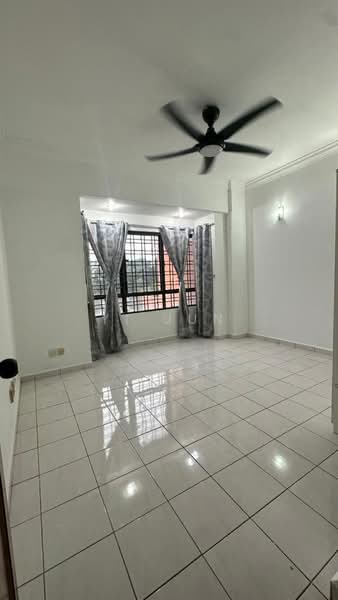 Condominium for Rent at Vista Millennium Condominium - Yi Jun - Living Room - PropertyGuru.com.my