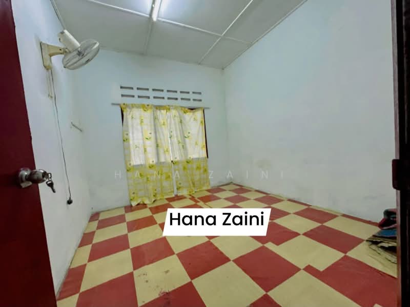 Rumah Teres 1 Tingkat untuk Disewa di Taman Kampung Paya (Port Dickson) - Hana Zaini - PropertyGuru.com.my