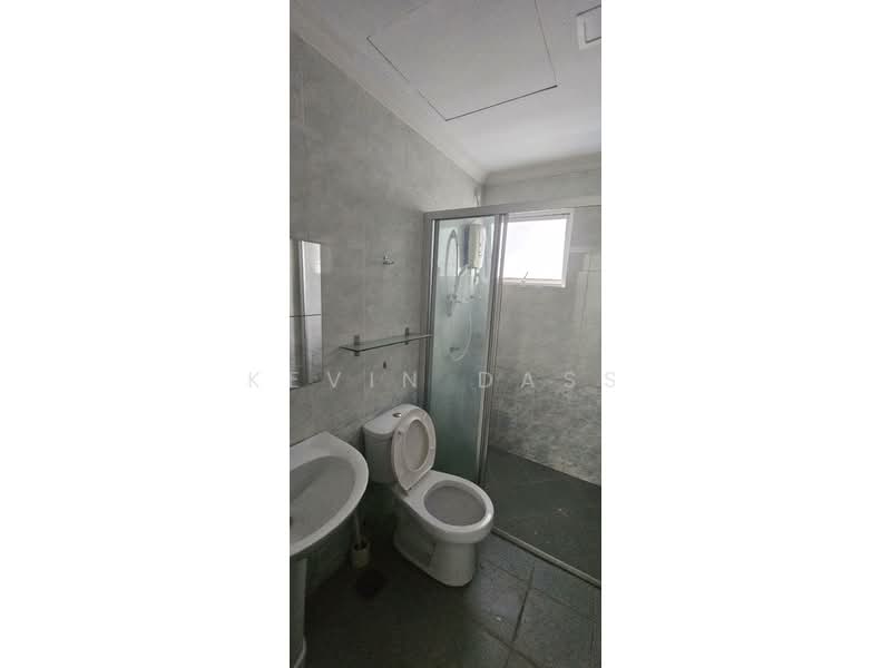 Kondominium untuk Dijual di Hartamas Regency 2 - Kevin Dass - Bathroom - PropertyGuru.com.my